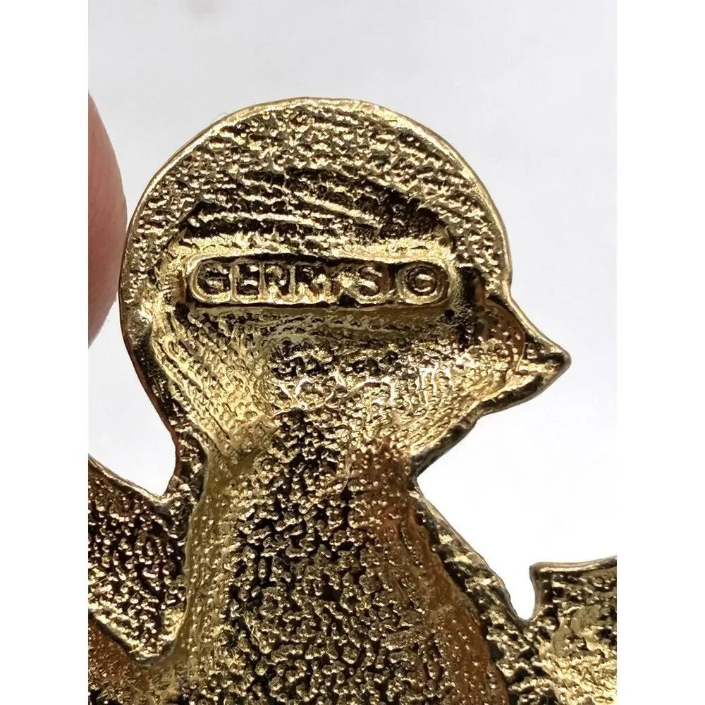 Signed Gerry’s Vintage Gold Tone Bird Pendant Textured Figural 2x3”